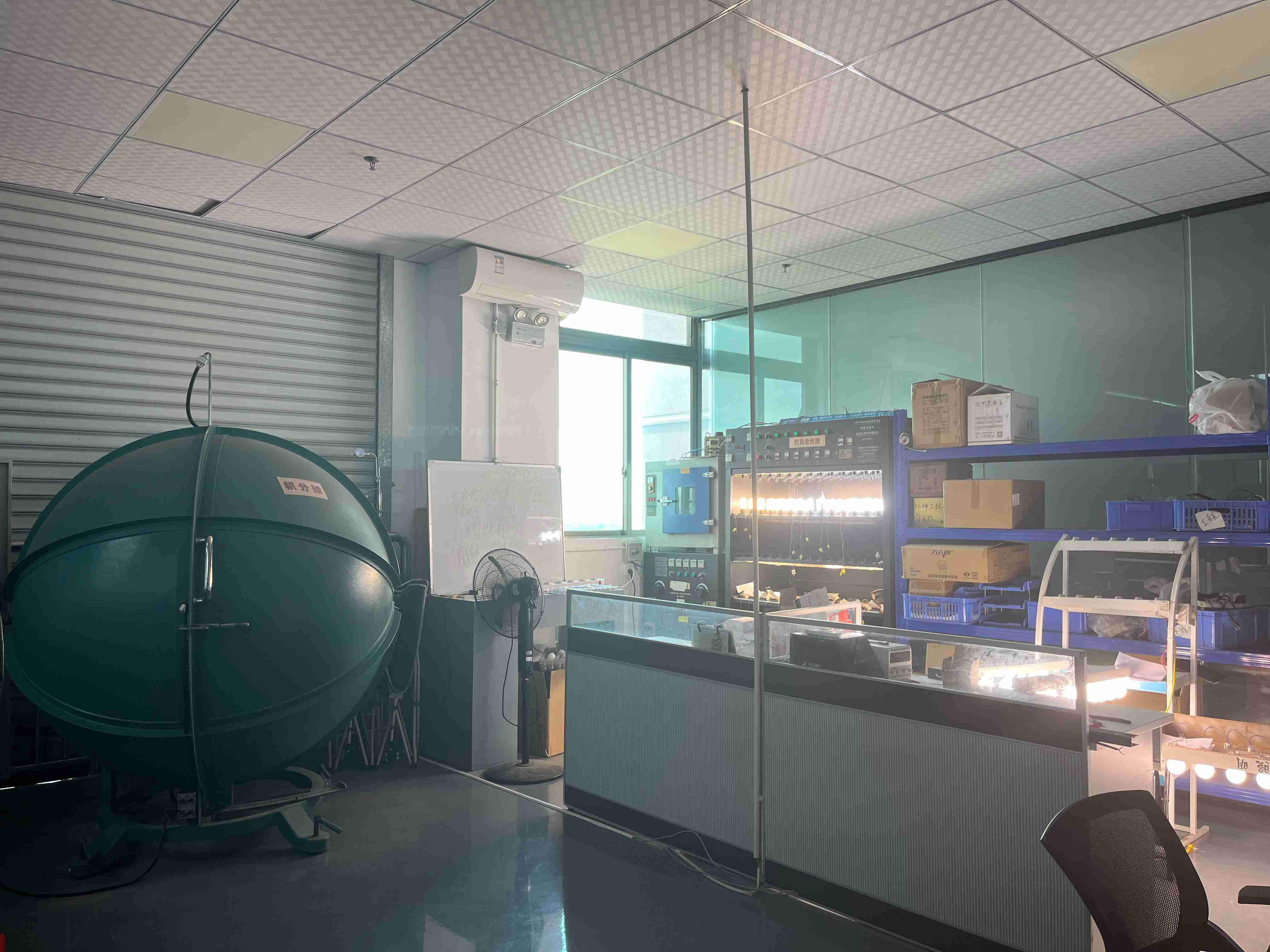 QC laboratory and photometric testing